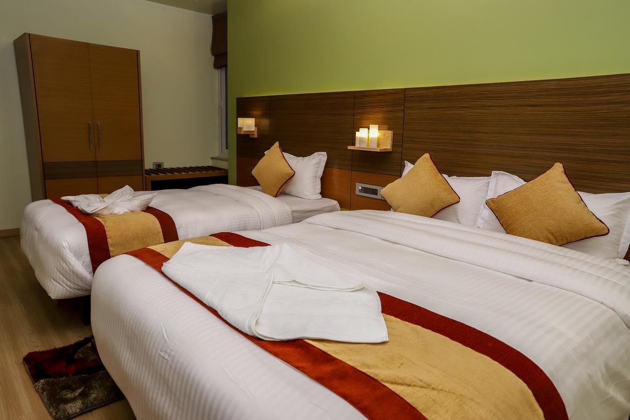 Retro Hotel And Spa Kathmandu Exteriör bild